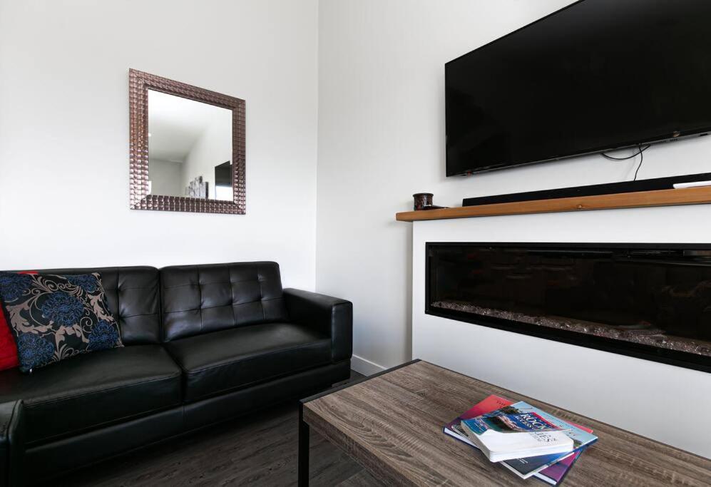 Apartamento Eagle'S View Penthouse Victoria Exterior foto