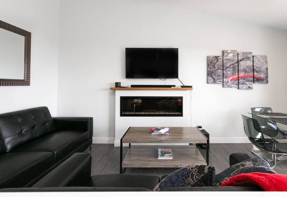 Apartamento Eagle'S View Penthouse Victoria Exterior foto